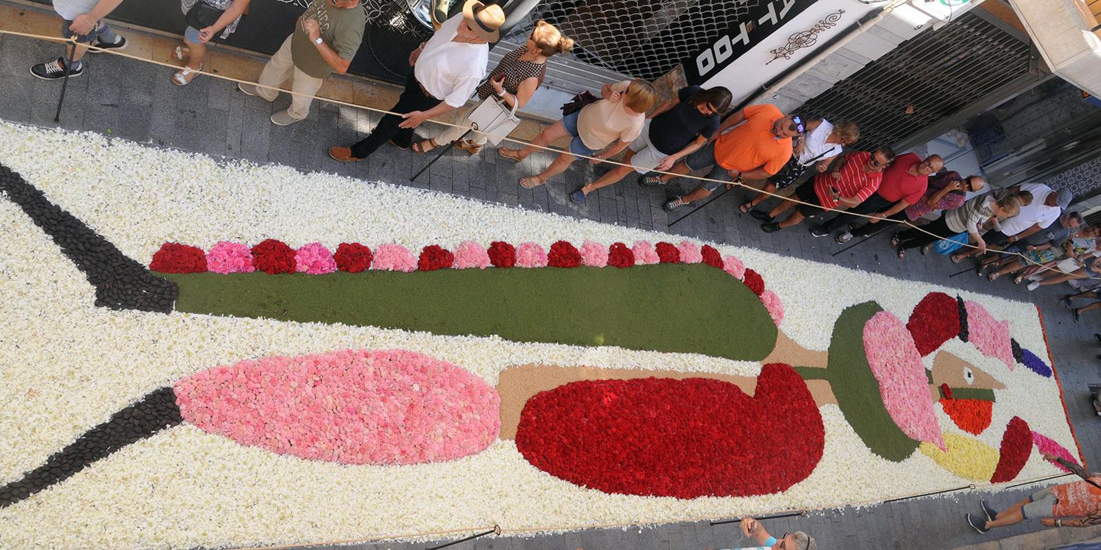 Corpus de Sitges, les flors omplen la vila Corpus de Sitges, les flors omplen la vila