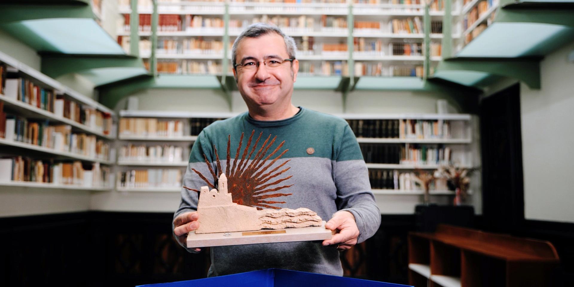 L’historiador Jordi Milà s'endú la Ploma d’Or i el sector sociosanitari i artistes les ‘Distincions Especials’