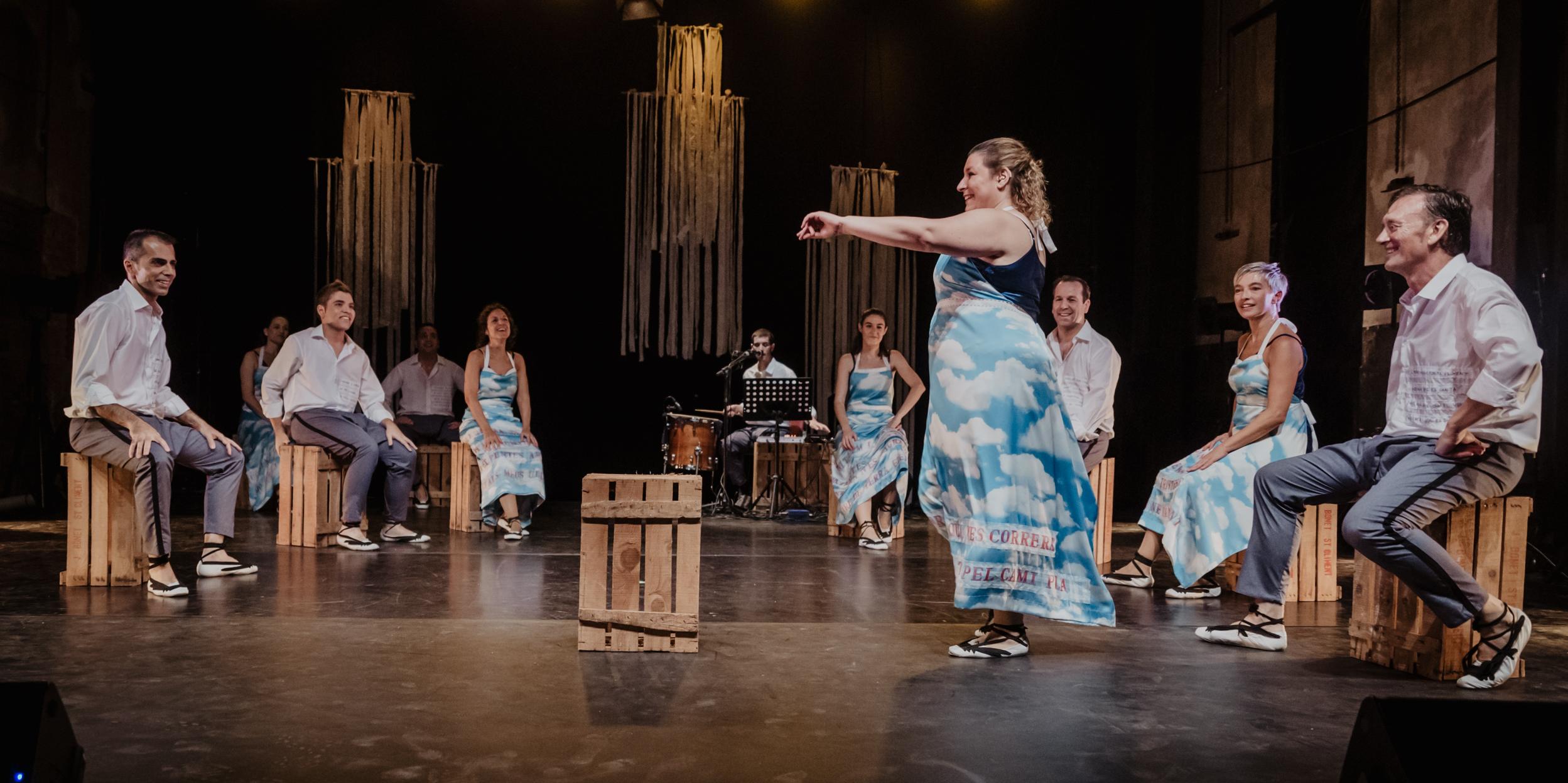 Dansa: Solc, de l'Esbart Ciutat Comtal i Arnau Obiols